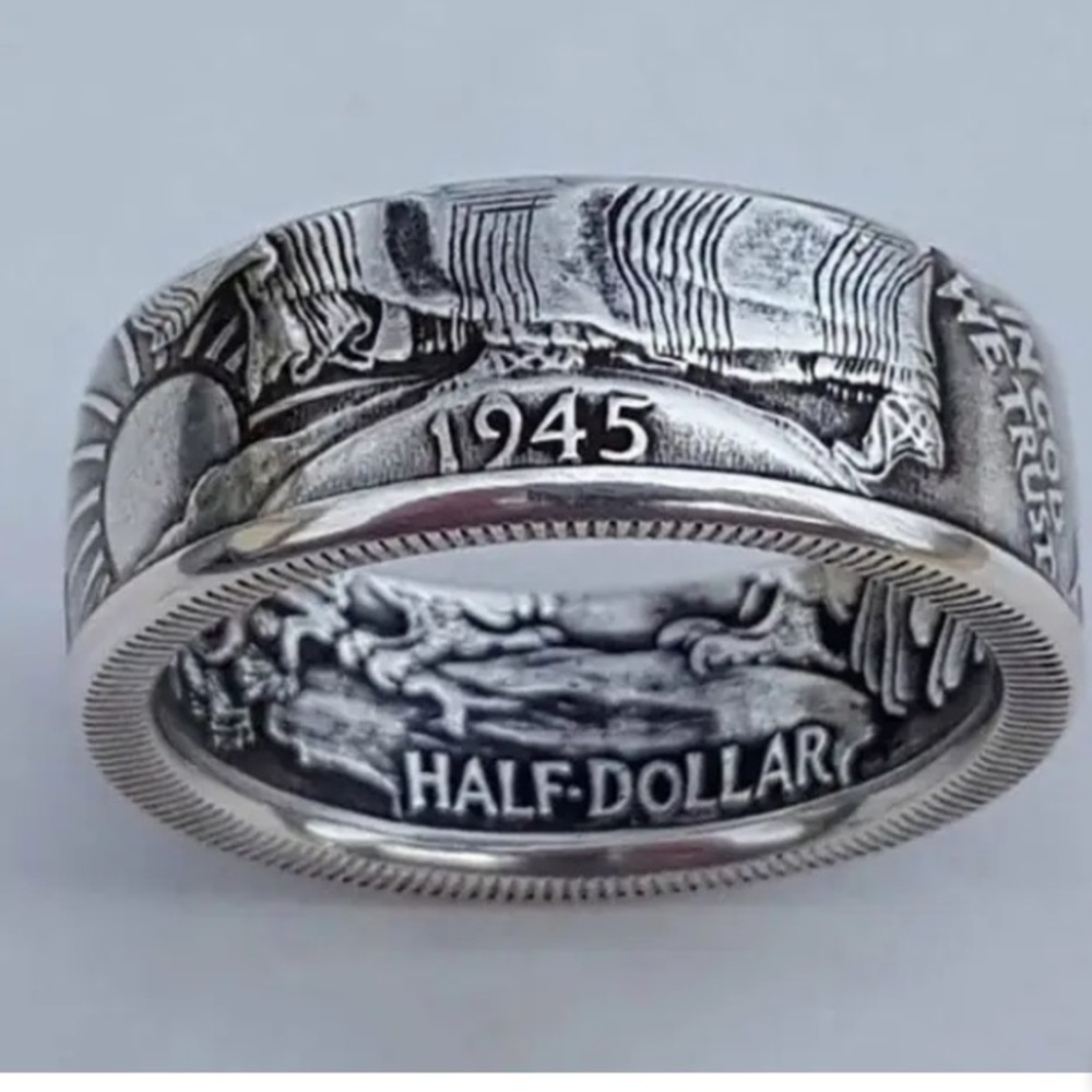 - Mens vintage style Morgan silver half dollar coin ring size 9 0r 10